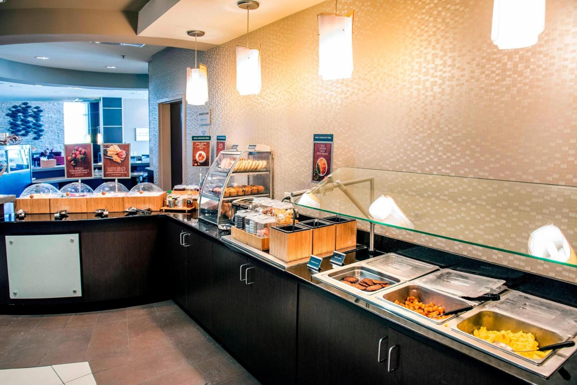Springhill Suites By Marriott Pueblo Downtown Esterno foto