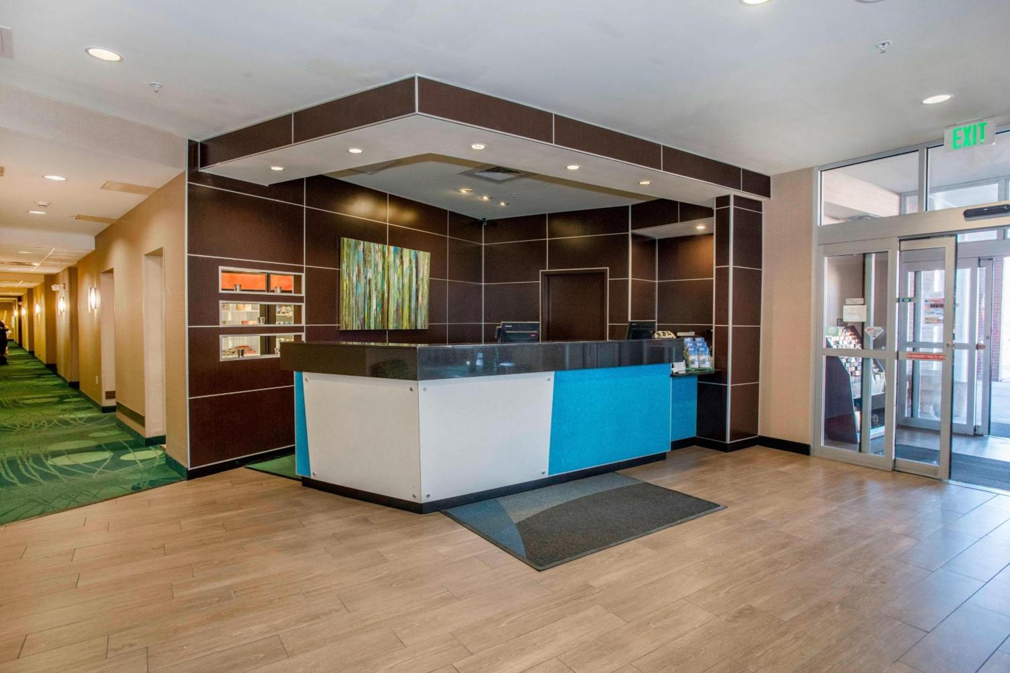 Springhill Suites By Marriott Pueblo Downtown Esterno foto